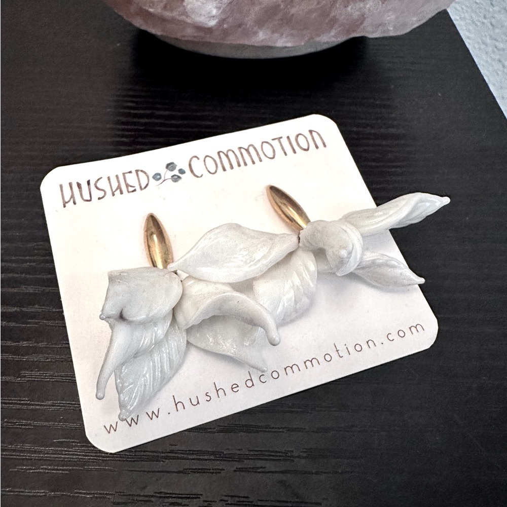 Brand new never worn Hushed Commotion earrings